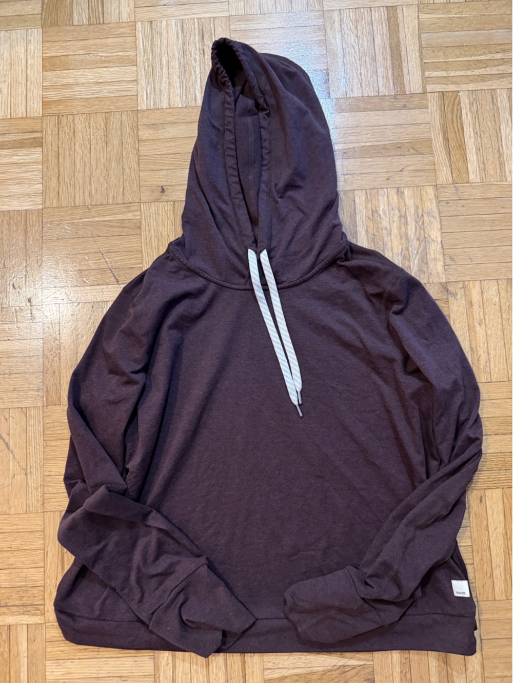 Vuori Halo Essential Cropped Hoodie Dark Brown Heather